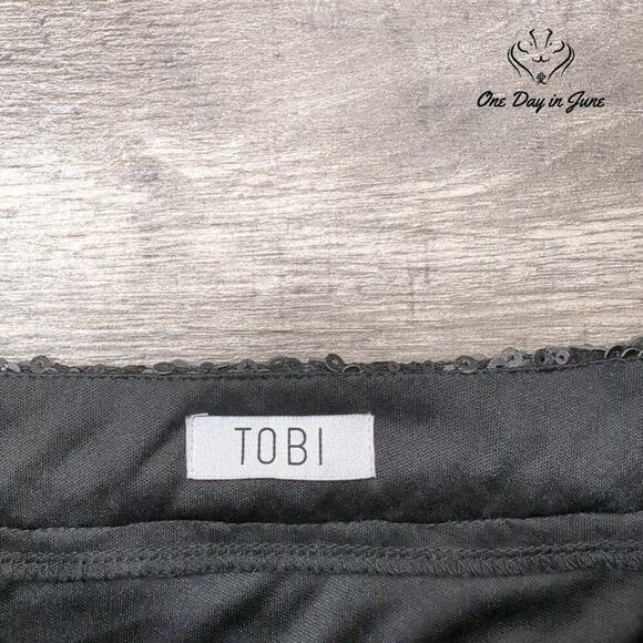 Tobi Sequin Mini Skirt Size S - Picture 2 of 5